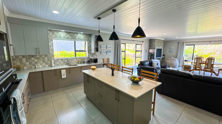 3 Bedroom Property for Sale in Dana Bay Western Cape